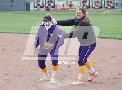 Thumbnail 3 in Bloom-Carroll vs Amanda-Clearcreek photogallery.