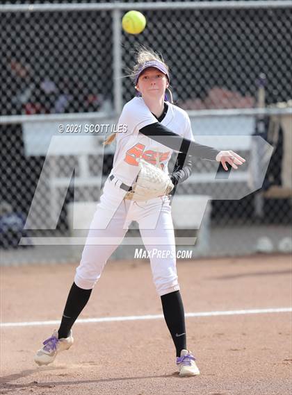Thumbnail 3 in Bloom-Carroll vs Amanda-Clearcreek photogallery.