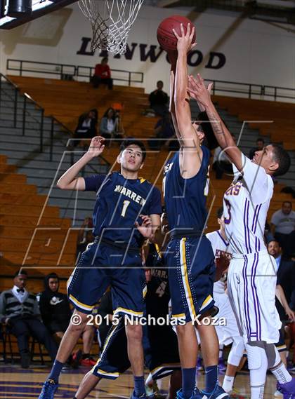 Thumbnail 2 in Warren vs. Lynwood photogallery.