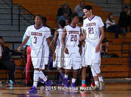 Thumbnail 3 in Warren vs. Lynwood photogallery.