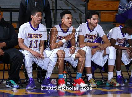 Thumbnail 3 in Warren vs. Lynwood photogallery.