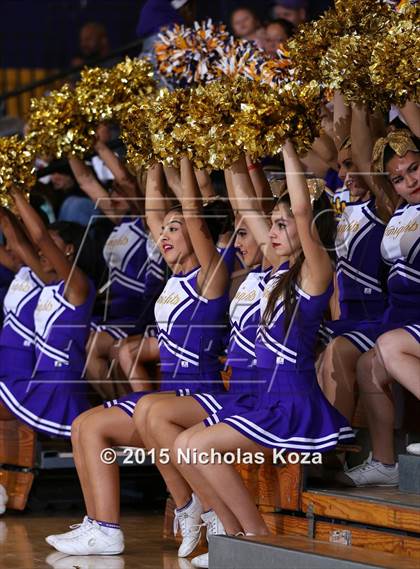 Thumbnail 2 in Warren vs. Lynwood photogallery.