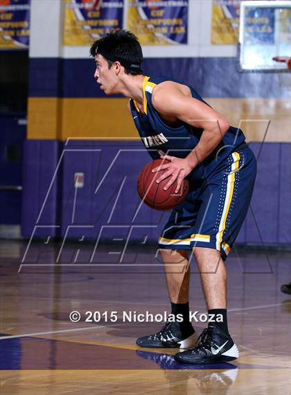 Thumbnail 1 in Warren vs. Lynwood photogallery.