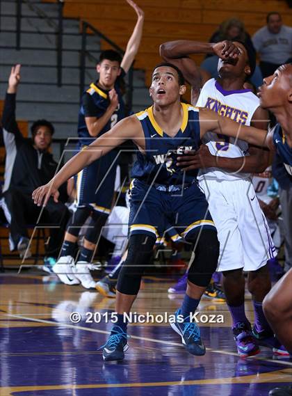 Thumbnail 1 in Warren vs. Lynwood photogallery.