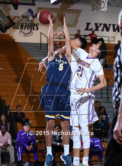 Thumbnail 3 in Warren vs. Lynwood photogallery.