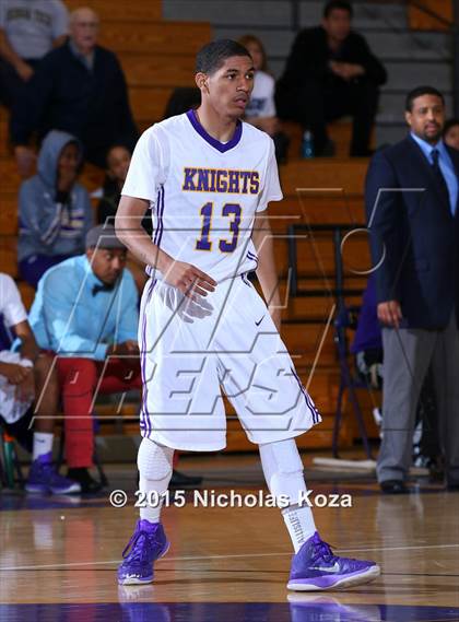 Thumbnail 3 in Warren vs. Lynwood photogallery.