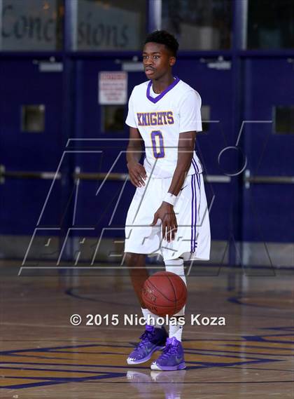 Thumbnail 3 in Warren vs. Lynwood photogallery.