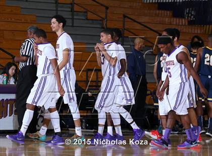Thumbnail 1 in Warren vs. Lynwood photogallery.