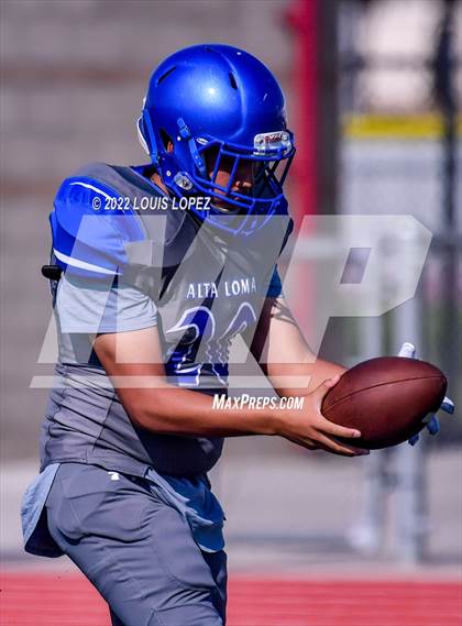 Thumbnail 3 in Alta Loma @ West Covina photogallery.