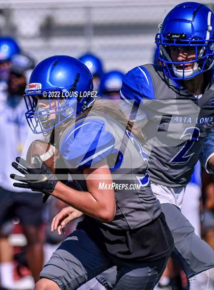 Thumbnail 3 in Alta Loma @ West Covina photogallery.