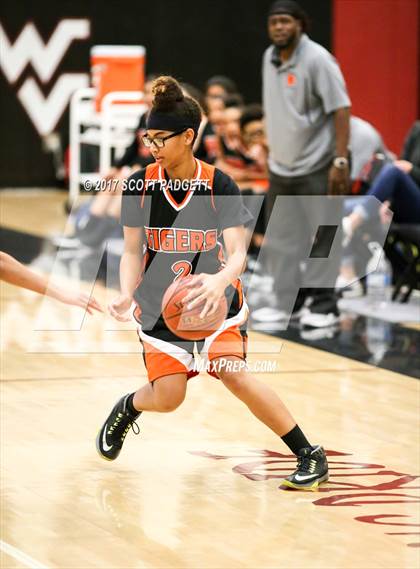 Thumbnail 2 in San Jacinto vs. Great Oak (Mustang Tip Off Classic) photogallery.