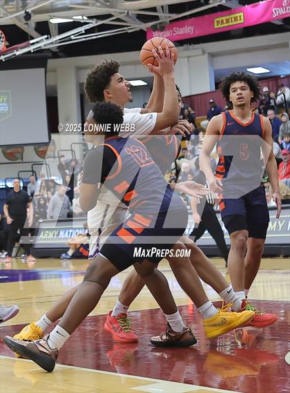 Thumbnail 1 in Gonzaga vs. Roosevelt (Army National Guard Hoophall Classic) photogallery.