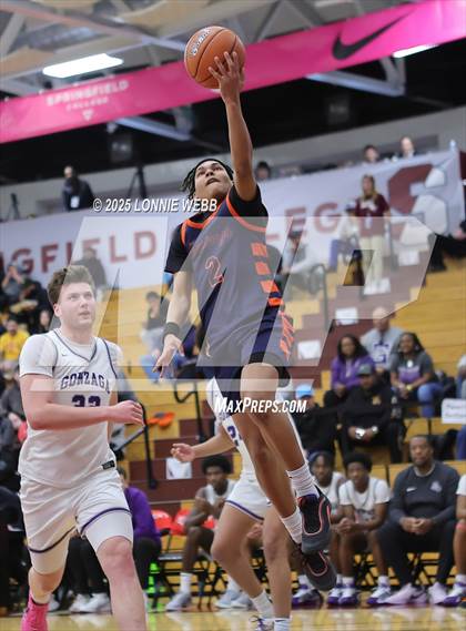 Thumbnail 2 in Gonzaga vs. Roosevelt (Army National Guard Hoophall Classic) photogallery.