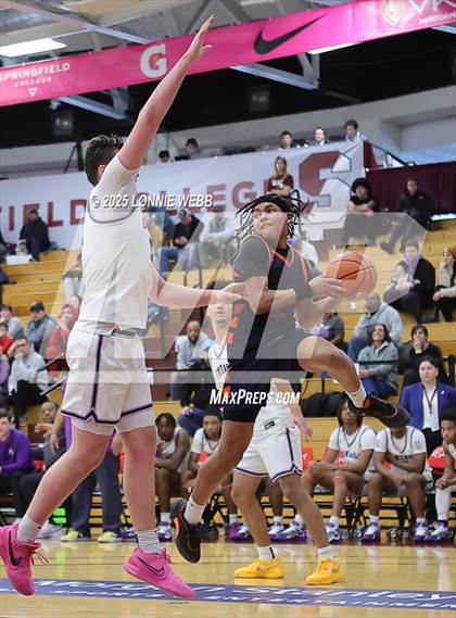 Thumbnail 3 in Gonzaga vs. Roosevelt (Army National Guard Hoophall Classic) photogallery.