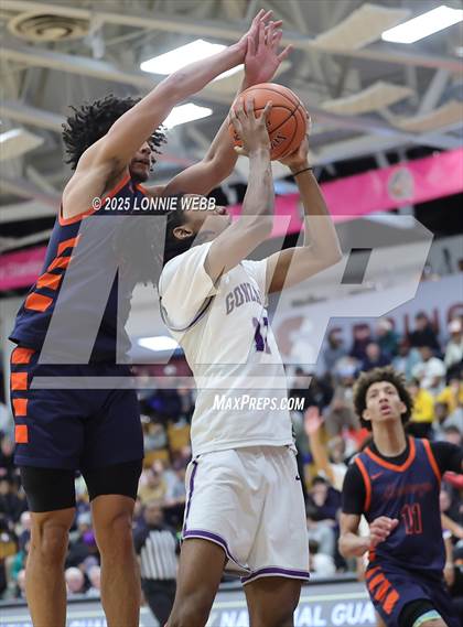 Thumbnail 3 in Gonzaga vs. Roosevelt (Army National Guard Hoophall Classic) photogallery.