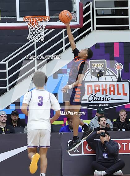 Thumbnail 1 in Gonzaga vs. Roosevelt (Army National Guard Hoophall Classic) photogallery.