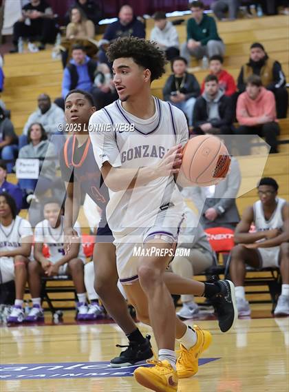 Thumbnail 3 in Gonzaga vs. Roosevelt (Army National Guard Hoophall Classic) photogallery.