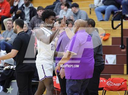 Thumbnail 2 in Gonzaga vs. Roosevelt (Army National Guard Hoophall Classic) photogallery.