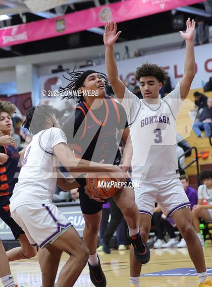 Thumbnail 3 in Gonzaga vs. Roosevelt (Army National Guard Hoophall Classic) photogallery.