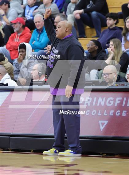 Thumbnail 2 in Gonzaga vs. Roosevelt (Army National Guard Hoophall Classic) photogallery.
