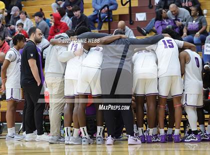 Thumbnail 1 in Gonzaga vs. Roosevelt (Army National Guard Hoophall Classic) photogallery.