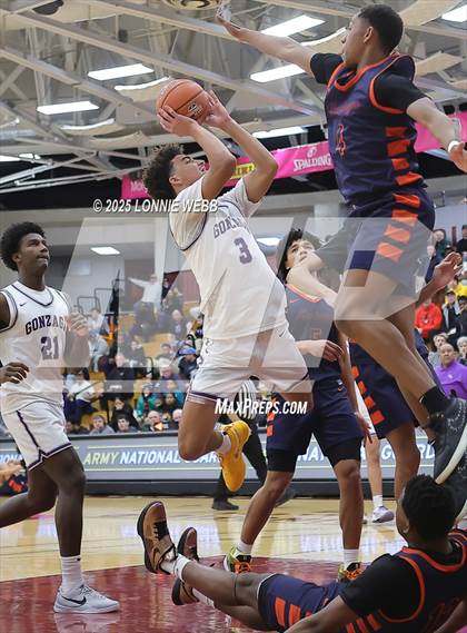 Thumbnail 2 in Gonzaga vs. Roosevelt (Army National Guard Hoophall Classic) photogallery.
