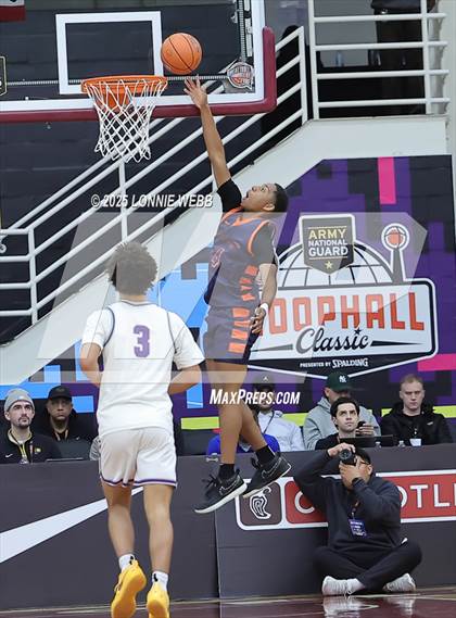 Thumbnail 2 in Gonzaga vs. Roosevelt (Army National Guard Hoophall Classic) photogallery.
