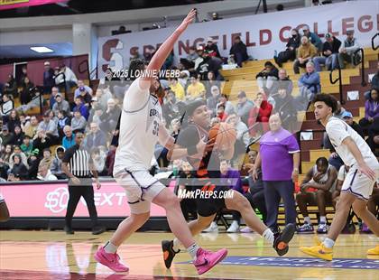 Thumbnail 1 in Gonzaga vs. Roosevelt (Army National Guard Hoophall Classic) photogallery.