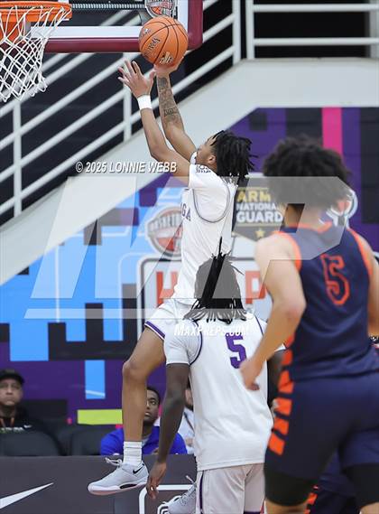 Thumbnail 1 in Gonzaga vs. Roosevelt (Army National Guard Hoophall Classic) photogallery.