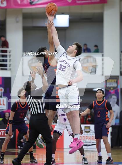 Thumbnail 1 in Gonzaga vs. Roosevelt (Army National Guard Hoophall Classic) photogallery.