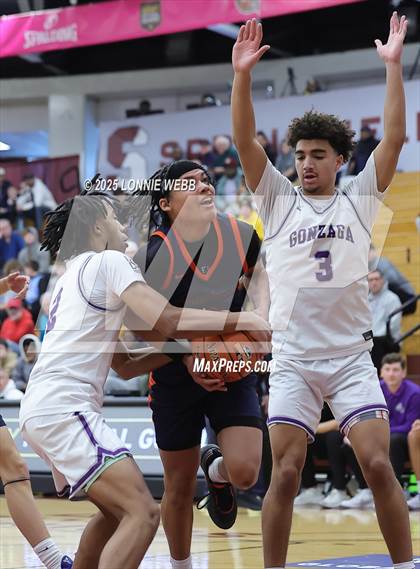 Thumbnail 2 in Gonzaga vs. Roosevelt (Army National Guard Hoophall Classic) photogallery.