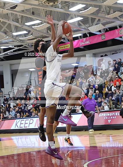 Thumbnail 2 in Gonzaga vs. Roosevelt (Army National Guard Hoophall Classic) photogallery.