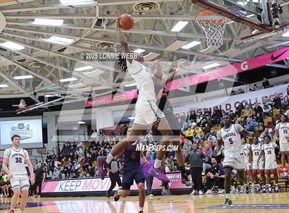 Thumbnail 3 in Gonzaga vs. Roosevelt (Army National Guard Hoophall Classic) photogallery.
