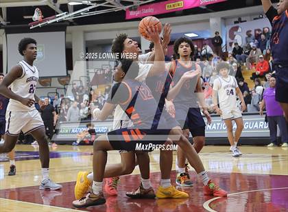 Thumbnail 1 in Gonzaga vs. Roosevelt (Army National Guard Hoophall Classic) photogallery.