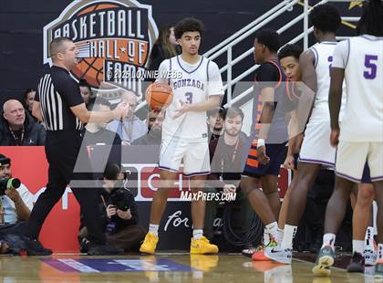 Thumbnail 3 in Gonzaga vs. Roosevelt (Army National Guard Hoophall Classic) photogallery.