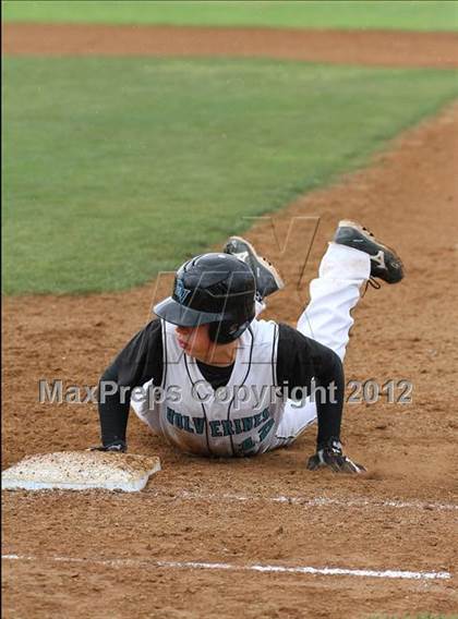 Thumbnail 2 in Deer Valley vs. St. Francis (8th Annual Righetti Spring Classic) photogallery.