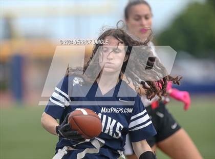 Thumbnail 3 in Plainview-Old Bethpage JFK vs. Half Hollow Hills West (NYSPHSAA Division 1 Championships Quarterfinal) photogallery.