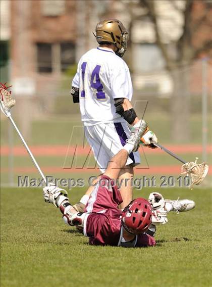 Thumbnail 2 in Whitman @ Islip photogallery.