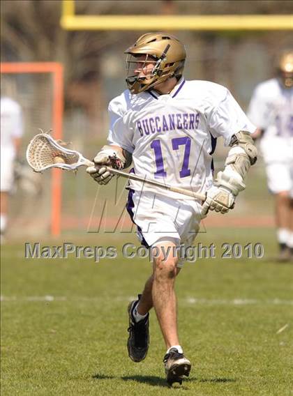 Thumbnail 2 in Whitman @ Islip photogallery.