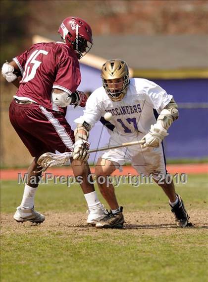 Thumbnail 2 in Whitman @ Islip photogallery.