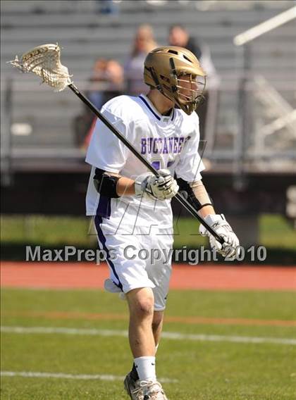 Thumbnail 2 in Whitman @ Islip photogallery.