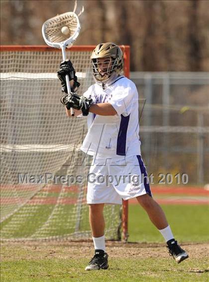 Thumbnail 1 in Whitman @ Islip photogallery.