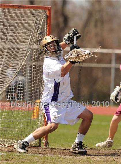 Thumbnail 1 in Whitman @ Islip photogallery.
