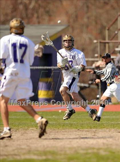 Thumbnail 2 in Whitman @ Islip photogallery.