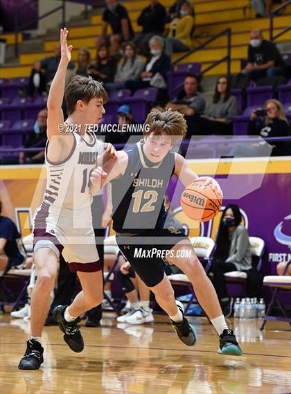 Thumbnail 3 in Morrilton vs Shiloh Christian (AAA 4A Regional First Round) photogallery.