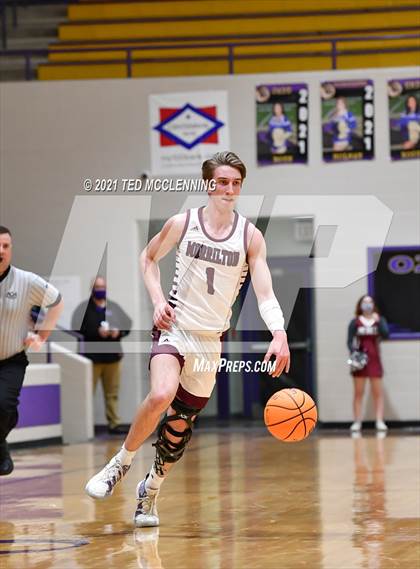 Thumbnail 2 in Morrilton vs Shiloh Christian (AAA 4A Regional First Round) photogallery.