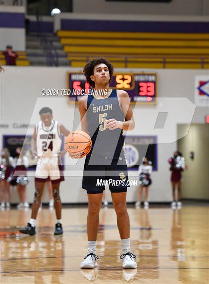 Thumbnail 1 in Morrilton vs Shiloh Christian (AAA 4A Regional First Round) photogallery.