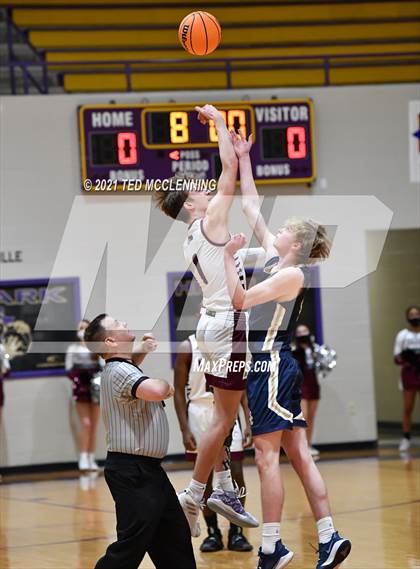 Thumbnail 1 in Morrilton vs Shiloh Christian (AAA 4A Regional First Round) photogallery.