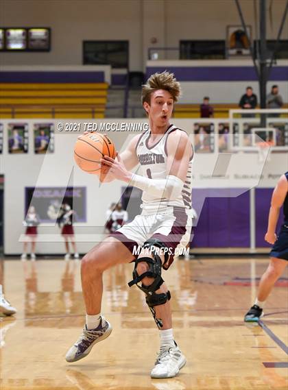Thumbnail 2 in Morrilton vs Shiloh Christian (AAA 4A Regional First Round) photogallery.