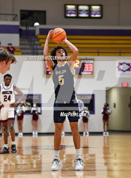 Thumbnail 2 in Morrilton vs Shiloh Christian (AAA 4A Regional First Round) photogallery.